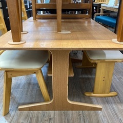 ベンチダイニング4点セットの画像