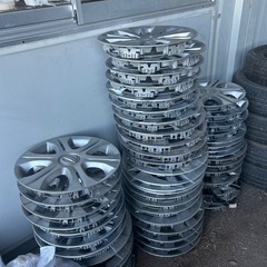 アルミホイール、鉄ホイールあります。の画像