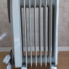 デロンギ　オイルヒーター　H770812EFS　美品の画像