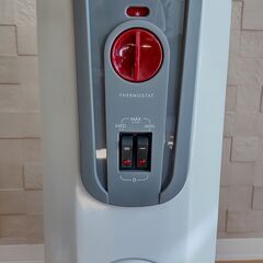 デロンギ　オイルヒーター　H770812EFS　美品の画像