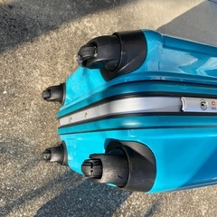 旅行カバンスーツケースの画像