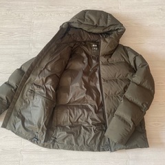 ユニクロ　ダウンジャケットパーカーの画像