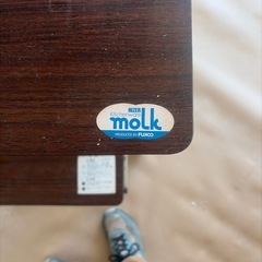 パソコンデスクの画像