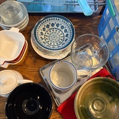 食器、ステンレス水切り、雑貨一式の画像