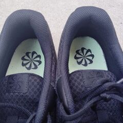 27.5 ナイキ　新品に近いの画像