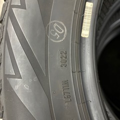 スタッドレス　タイヤ　4本の画像