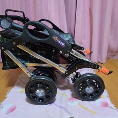 シルバーカー 手押し車 高齢者 車椅子 軽量 コンパクト 座れる 折畳 シルバーカート ショッピングカート 歩行器 買い物カート  老人カート の画像