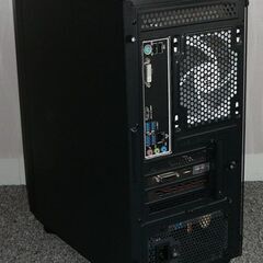 超美品　高性能 ゲーミングPC550の画像