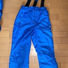 スキーウェア　スキーウエア　上下　子供　150 調節可の画像