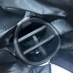 店頭引き渡し 美品 TaylorMade キャディバッグ トゥルーライト ゴルフバッグ ゴルフの画像
