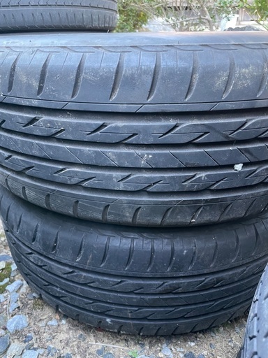 オデッセイ に付いてました。215/60/16 2本