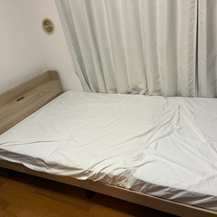 【ベッド＋マットレスセット】ニトリ セミダブルベッドフレーム【期間限定】の画像