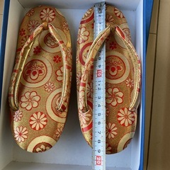 子ども用着物草履（かなりレトロ）の画像