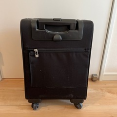 スーツケースの画像