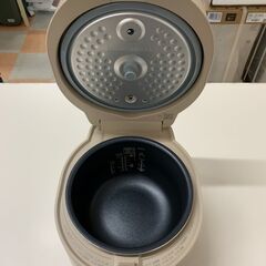 ＼家具＊家電のお店／【ｼﾞｬﾝｸﾞﾙｼﾞｬﾝｸﾞﾙ石川金沢店】 炊飯ジャー アイリスオーヤマ MGA30 2024年製 の画像