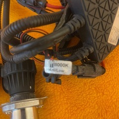 車ライト部品ジャンクの画像