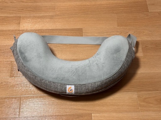 エルゴ　授乳クッション