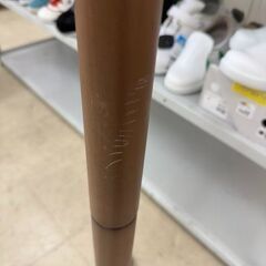 J3201【リユースのサカイ柏店】　ポールハンガー　木製　クリーニング済みの画像