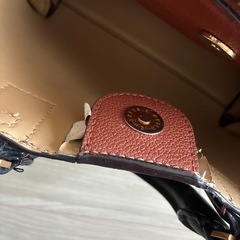 CHARLES&KEITHバッグの画像