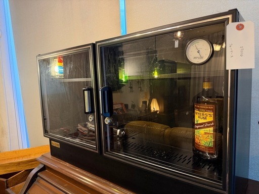 ショーケース　ぼうしつこ防湿庫