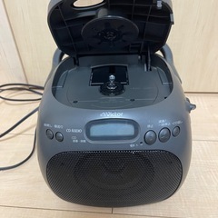 レトロなシングルスピーカーCDプレイヤーの画像