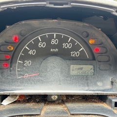 スズキ　キャリー軽トラ平成23年5Fマニュアル4WD‼️綺麗な車両です‼️エンジン直せる方お勧めです‼️現状販売部品取りサビ少ないです‼️の画像