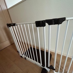 おくトビラ　
ベビーゲートの画像