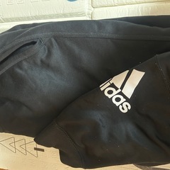 【今日まで‼️】adidasフード付き上下セットの画像