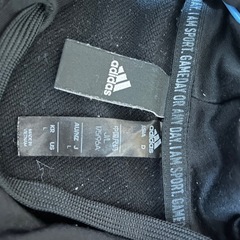 【今日まで‼️】adidasフード付き上下セットの画像