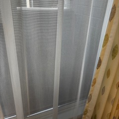 カーテン4枚100×200　ニトリ中古の画像