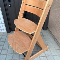 ベビーチェアの画像