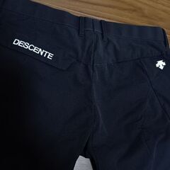 デサント　ゴルフパンツ　黒　w82 ３シーズン　PT zero　メンズ　ブラックの画像