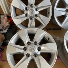  2018年式ランドクルーザープラド純正17インチホイールの画像