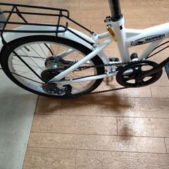 折りたたみ自転車 20インチの画像