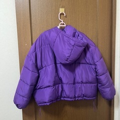 アウター　ダウン　Mサイズの画像