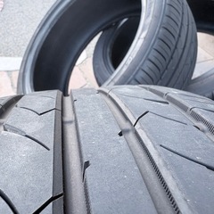 バリ山 夏タイヤ 225-40-18の画像