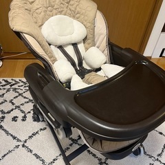 コンビ　ネムリラ　オートスウィング　ハイローチェアの画像