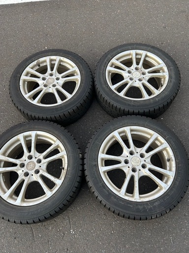 スタットレスタイヤ17インチ