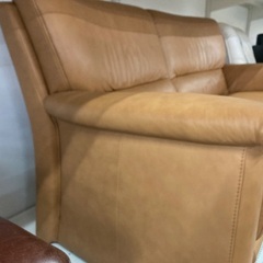 レザーソファーの画像