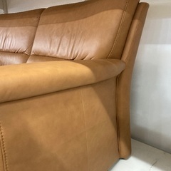 レザーソファーの画像