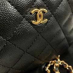 CHANEL シャネル ノベルティ ショルダーバッグ ミニバッグ ショルダーポーチ ゴールドチェーン 黒 斜め掛け の画像