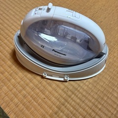 パナソニックコードレススチームアイロンカルルの画像