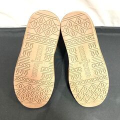 ミネトンカ　ムートンブーツ　24cmの画像
