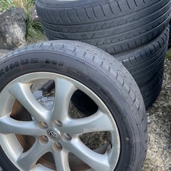 215/50/17 タイヤ付き4本セットの画像