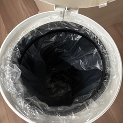 新品・未使用 　ゴミ箱の画像