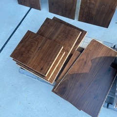 フローリング材の端材⭐︎の画像