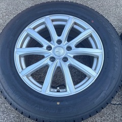 SUV系用 225/65R17スタッドレスタイヤ アルミ付き4本セット 冬用の画像