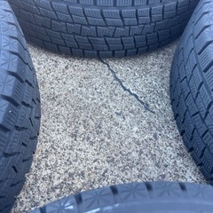 SUV系用 225/65R17スタッドレスタイヤ アルミ付き4本セット 冬用の画像