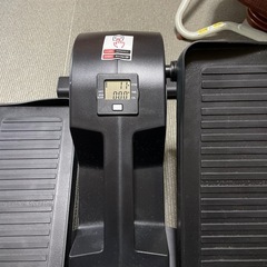 Gubii 　足腰トレーニングマシン　 キュービー ぐるぐるミニサイクルマシンの画像