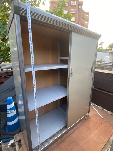 INABA スチール物置　美品 KMX-135D